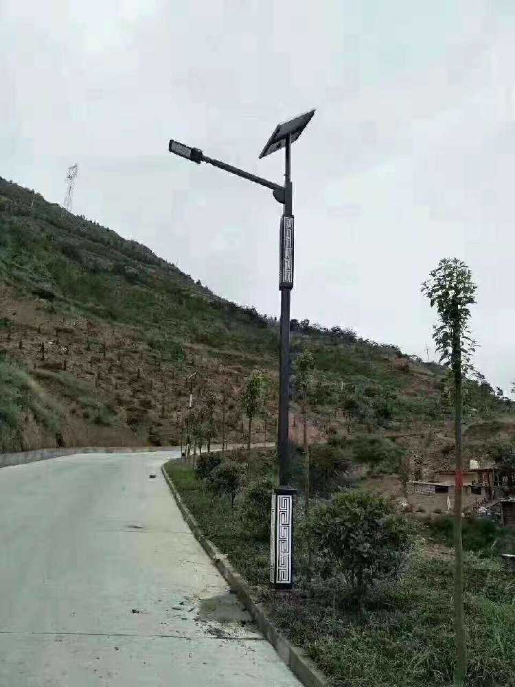 禄丰市仿古太阳能路灯